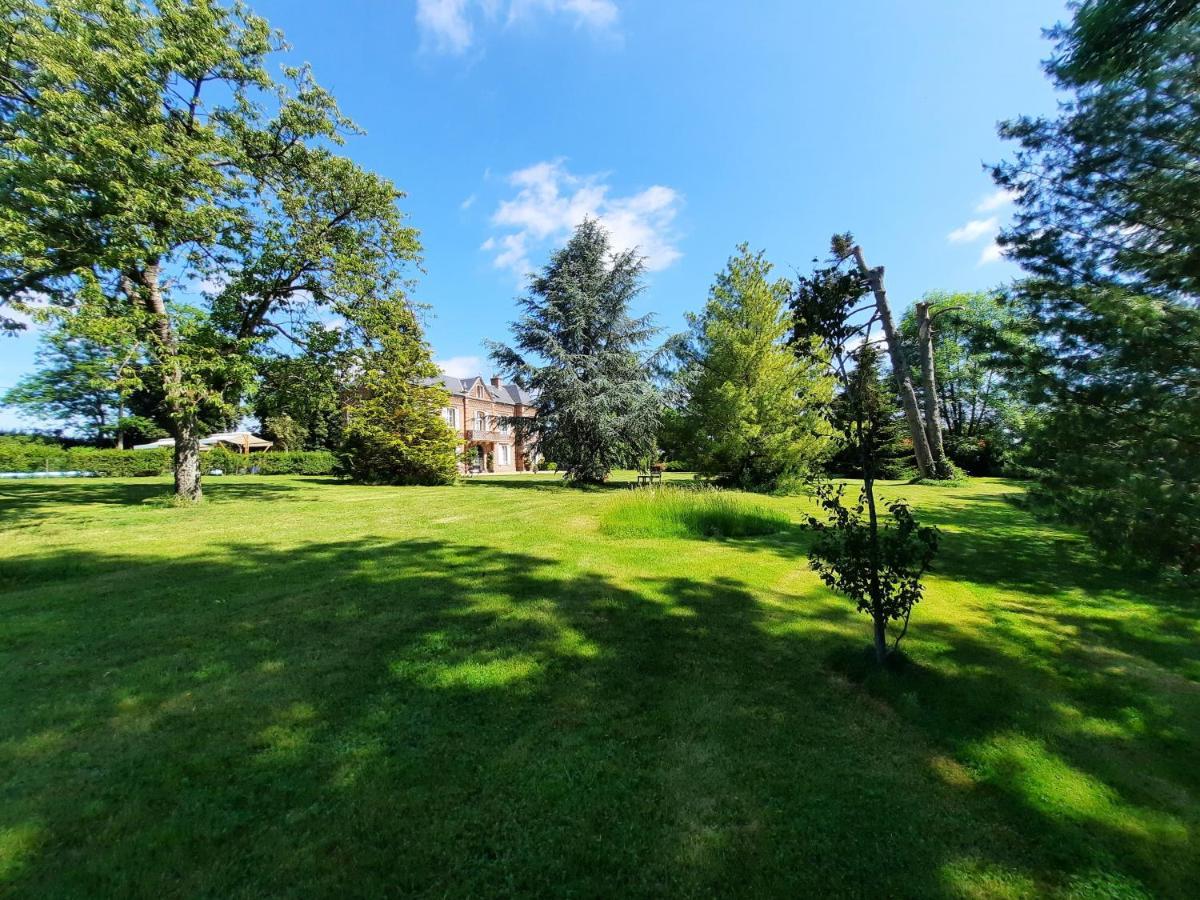 Manoir Des Tuileries Du Buisson Bed & Breakfast Верней д'Авр е д'Итон Екстериор снимка