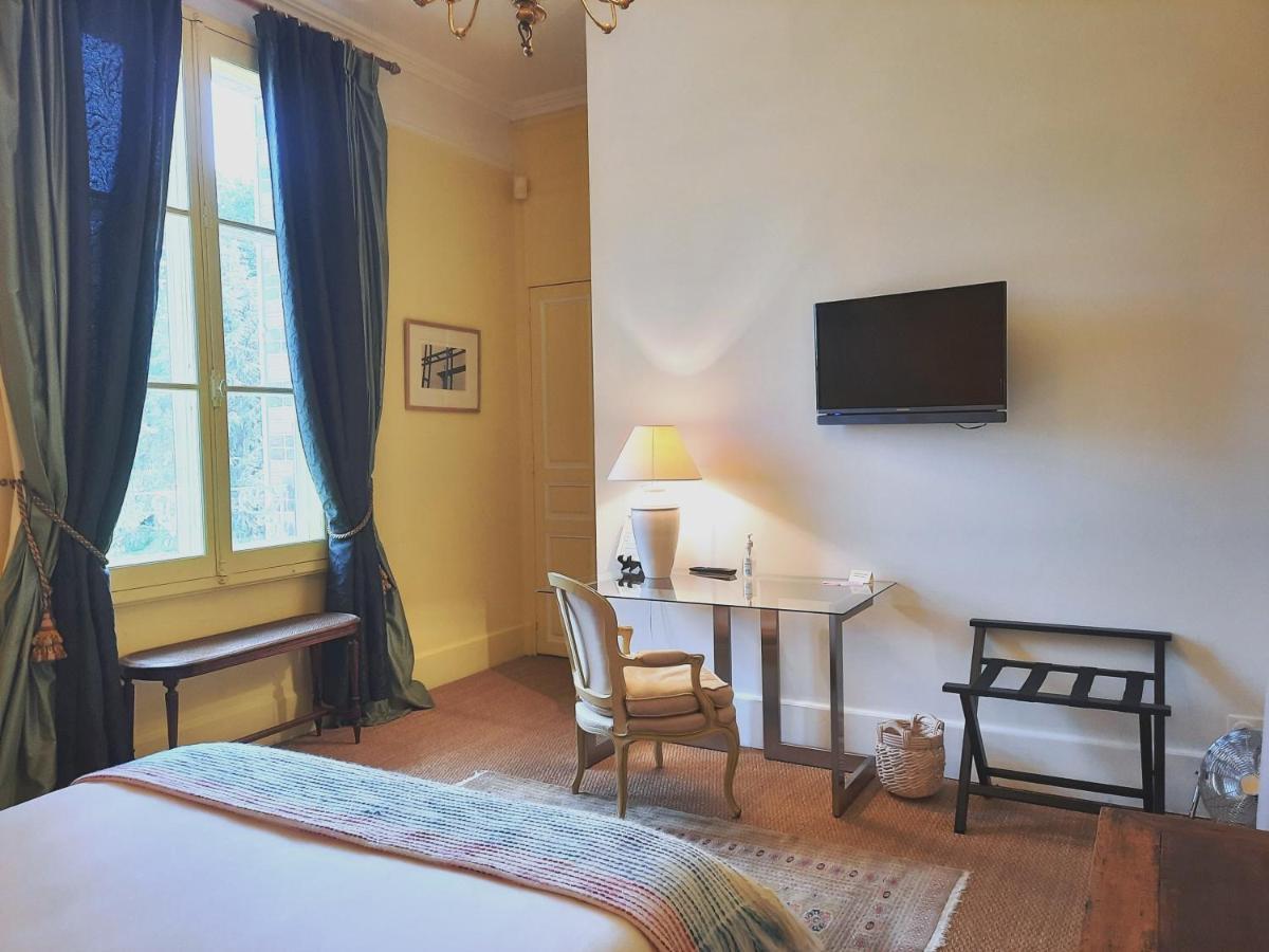 Manoir Des Tuileries Du Buisson Bed & Breakfast Верней д'Авр е д'Итон Екстериор снимка